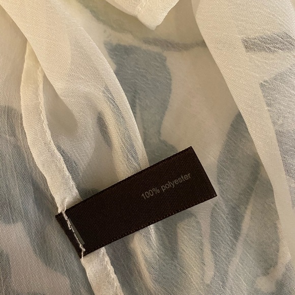 The Limited Sheer Ruffled Blouse - Picture 9 of 10